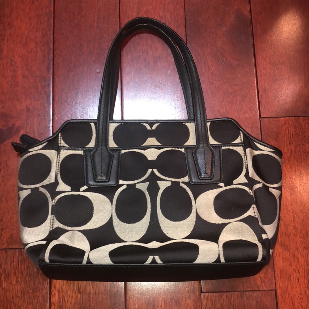 Coach purse handbag black leather gray signature C pattern shoulder bag zipper - Picture 5 of 11